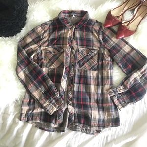 Plaid long sleeve shirt